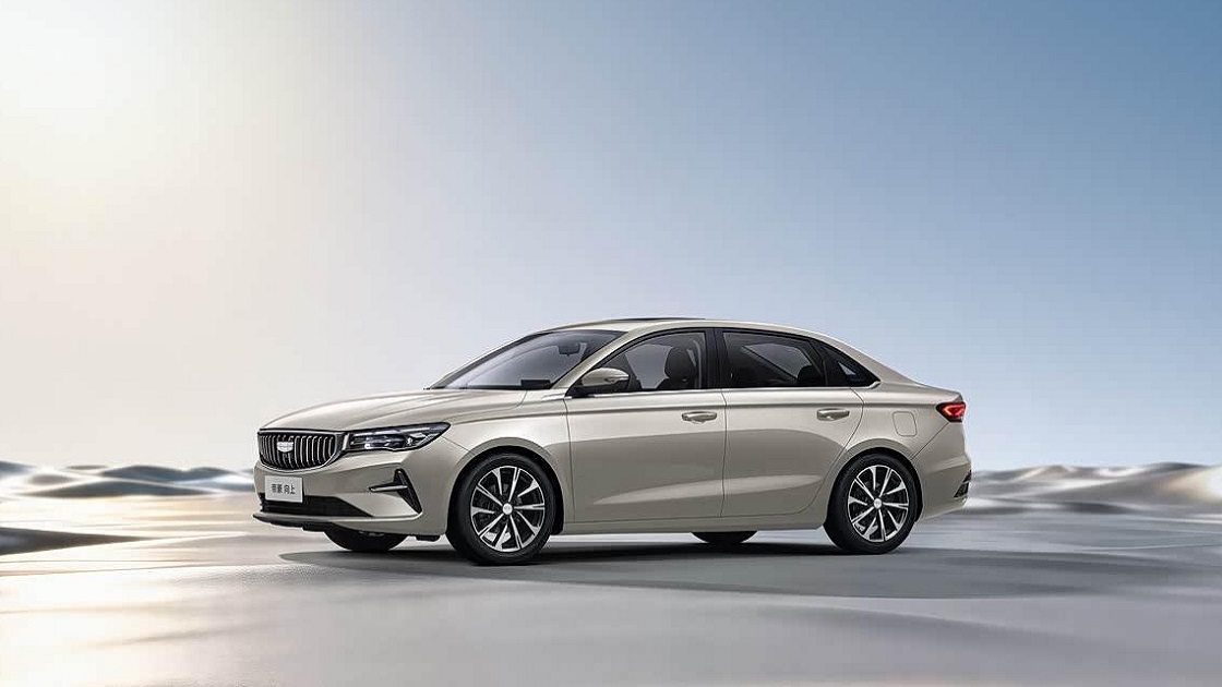 Geely Emgrand 2027: обновлённый седан подешевел до 722 тысяч рублей