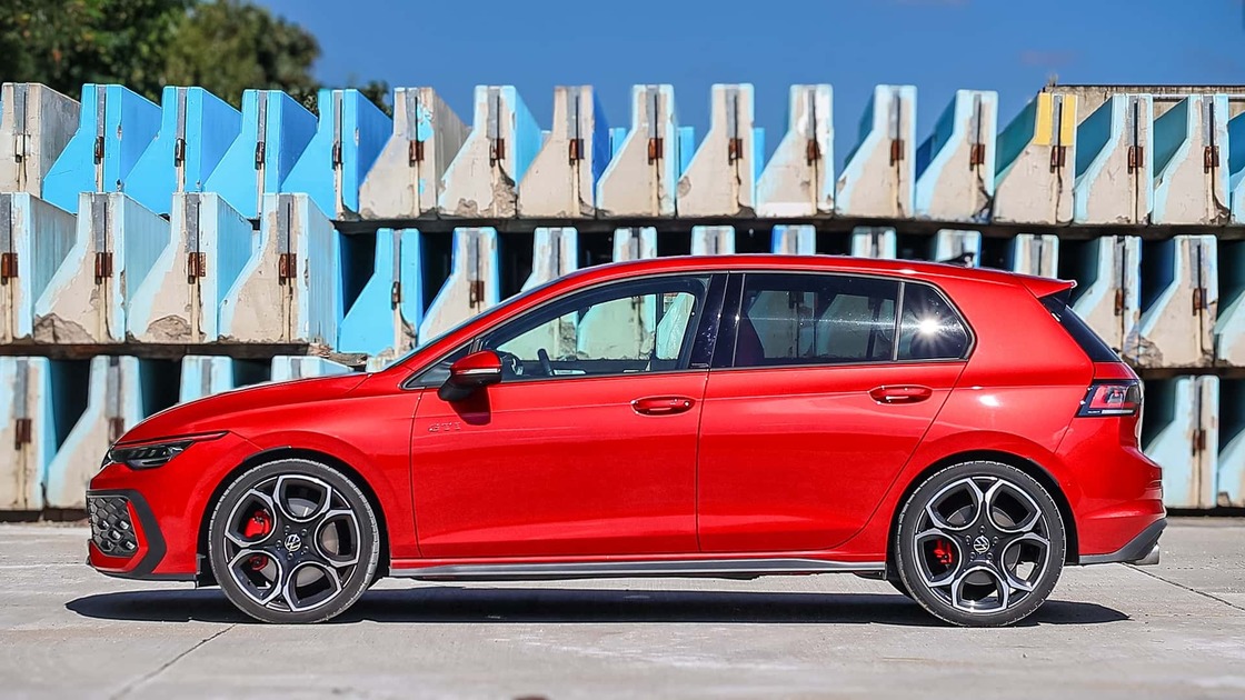 VW Golf GTI 2026