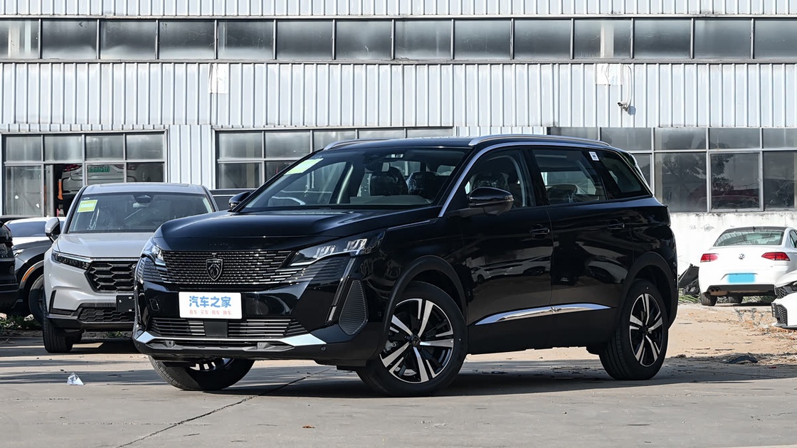 Peugeot 5008 2027: обновили электронику, а не кузов