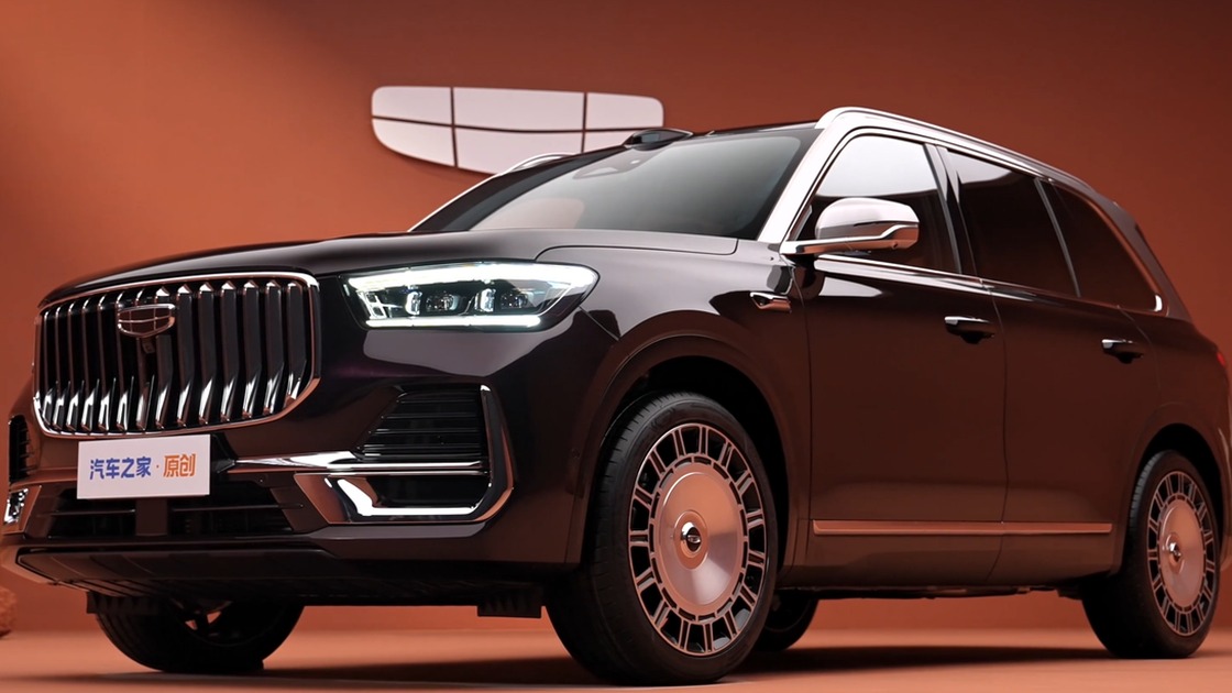 Geely Xingyue L PLUS: первый взгляд на флагманский пятиместный кроссовер